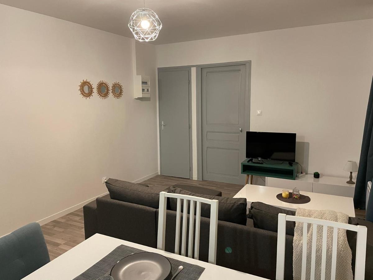 Appartement T2 Meuble, Centre Verdun, 1Er Etage Luaran gambar